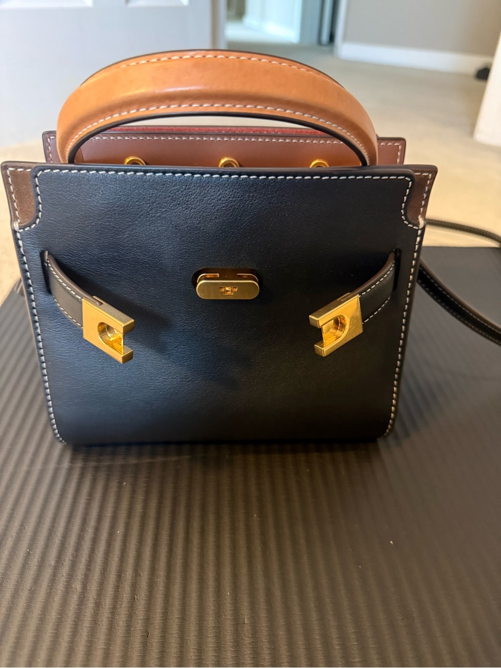 Tory Burch Petite Lee Radziwill Double Bag
